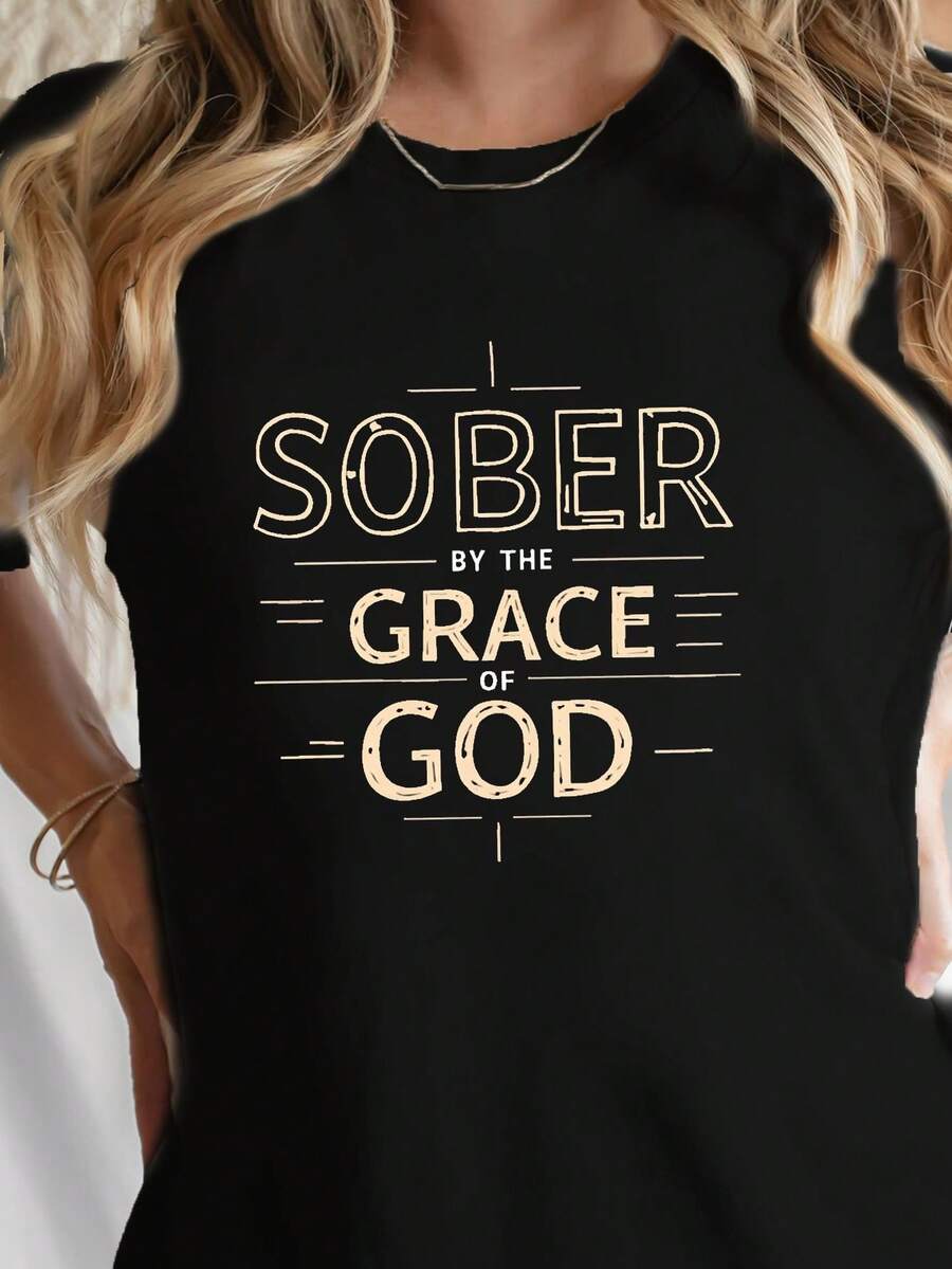 "By The Grace Of God" Printed T-Shirt, Short Sleeve Crew Neck Casual Top Suitable For Summer And Spring, Women's Clothing - 黑色 - 查看 1
