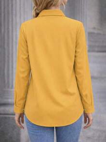 Nueva llegada Camisa de moda para mujer con bolsillos y botones, amarillo para todas las estaciones - Amarillo - View 2