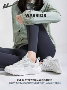 WARRIOR 女款时尚复古运动鞋，春夏舒适跑步鞋，简约休闲又不失时尚感，四季皆宜，耐磨耐穿，适合全天穿着的训练鞋。 - 白色 - 查看 3