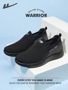 WARRIOR 勇士时尚复古男士运动鞋，春夏舒适跑步鞋，简约休闲又不失时尚感，四季皆宜，耐磨耐穿，适合全天穿着的训练鞋。 - 黑/黑 - 查看 8