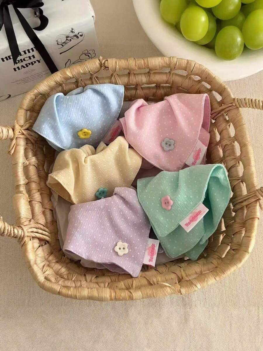 Khăn vuông nhỏ màu xanh bạc hà có nút cài, họa tiết hoa và chấm bi, kiểu dáng thanh lịch mới năm 2026. - Nhiều màu - Xem 1