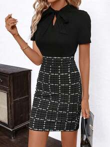 Vestido combinado con lazo en el cuello y estampado de cuadros, ideal para looks profesionales y sofisticados. - Blanco y Negro - Ver 9