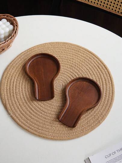 1 pieza Soporte de madera simple para cucharas; Bandeja redonda con borde de madera para tenedor y cuchara; Apto para cucharas de sopa y cucharas de mango largo; Soporte de cuchara resistente al calor; Soporte para cubiertos de cocina; Bandeja de almacenamiento de cubiertos para mesa de comedor; Regalo; Decoración festiva