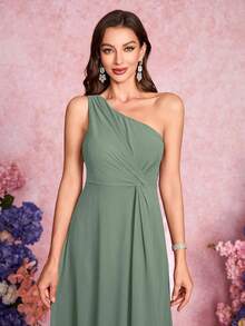 Eucalyptus Green Minimalist Sleeveless Bridesmaid Dress With Ruffle Details, Suitable For Vacation Wedding - Eucalyptus - View 3