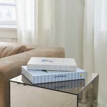 Beautiful Decorative Books - Set Of 2 Boxes Enhance Your Coffee Table, Bookshelf Or Mantel Shelf Decor - Aesthetic Fake/Faux Books For Modern Home Decoration, Photo Storage And As A Keepsake Box - 海岸藍和奶油色 - 查看 8