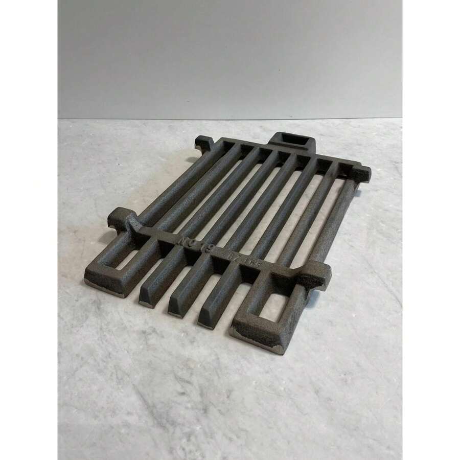 Rayburn Bottom Grate Frame No 2 Old Pattern No 19 - A - View 1