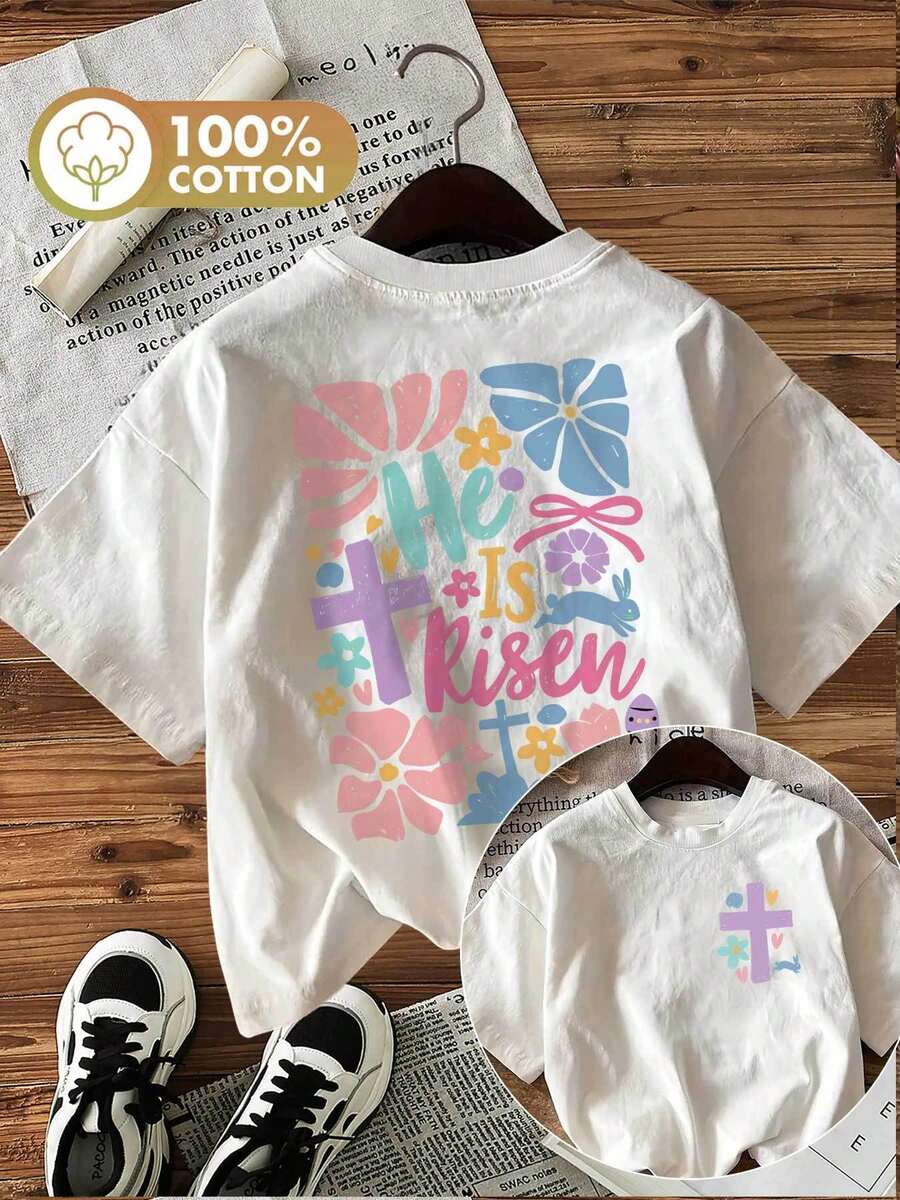 Casual Women's Easter Top With Double-Sided Print, Hand-Drawn Style With Flowers And A Cross, With The Inscription "HE IS RISEN" On The Round Neckline, Pure Short-Sleeved T-Shirt. - 白色 - 查看 1