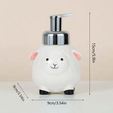 1个可爱动物造型陶瓷皂液器 - 小羊/小鸡/小牛/小狗,彩色彩绘设计,搭配塑料按压泵头,大容量,可盛装洗手液、洗洁精、沐浴露、洗发水,适用于浴室、厨房、儿童房装饰,乔迁新居、节日礼物,四季皆宜。 - 綿羊皂液器 - 查看 8
