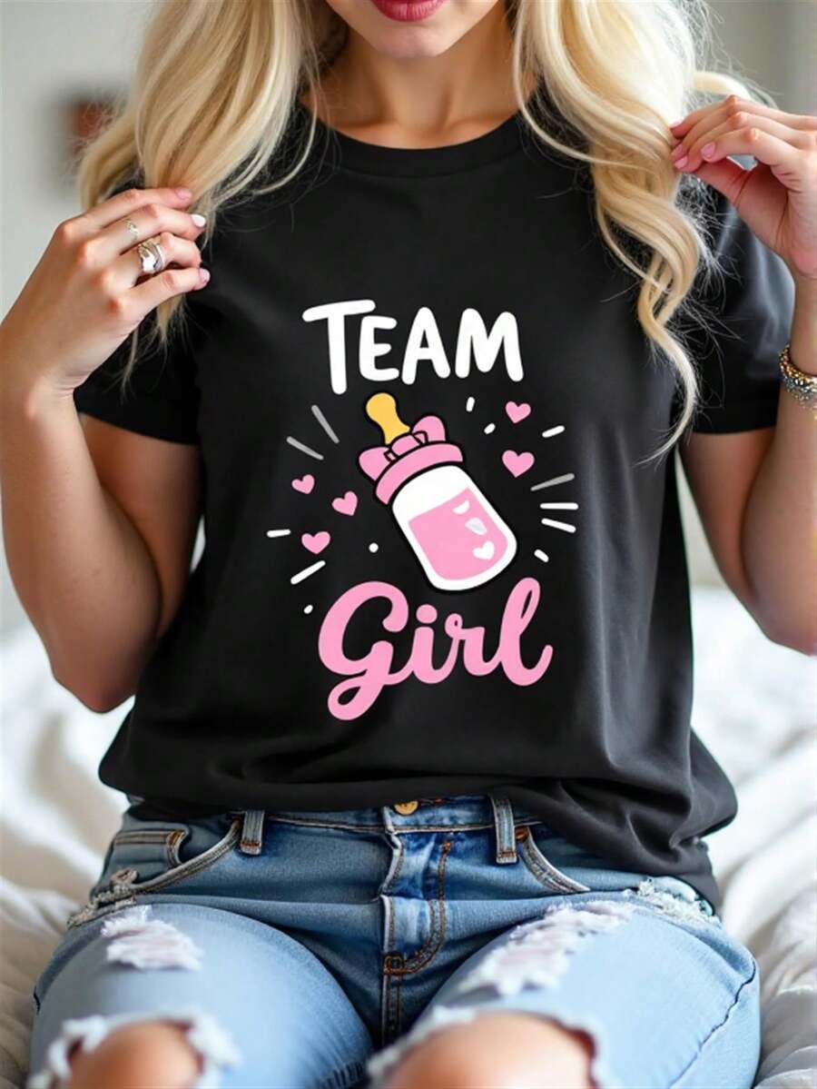 Camiseta gráfica TEAM para mujer | Impresión de arco y letra rosa, cuello de tripulación casual, manga corta, ajuste regular, top de primavera/verano para ropa casual