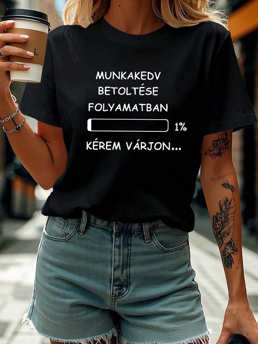Cargando Entusiasmo por el trabajo en curso: Camiseta de cuello redondo de primavera y verano de mujer con elementos de trabajo y estampados de cartas