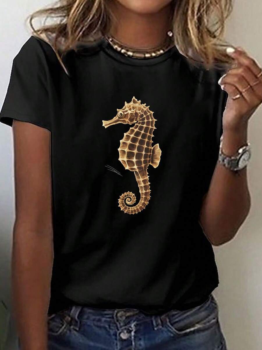 Camiseta de impresión gráfica realista de caballo de mar de las mujeres - manga corta cuello de la tripulación Top casual, tela transpirable de estiramiento medio, lavable en máquina, ajuste de confort de toda la temporada, decoración de caballo de mar