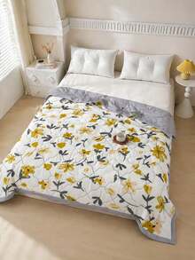 1pc Ultra Soft & Breathable Quilt - Lightweight All-Season Bedding, Modern Floral Plaid Pattern, 100% Polyester, Machine Washable, Suitable For Single/Double Bed, Hotel, Camping & Home Decor, Luxury Hotel Bedding | Modern Quilted Design | Embossed, Autumn Decor, Room Decor - Multicolor - View 1