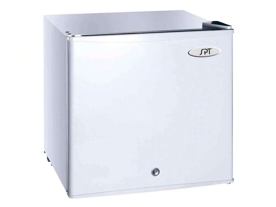 SUNPENTOWN UF-114W 1.1 Cu.Ft. Upright Freezer In White - Energy Star - White - View 1