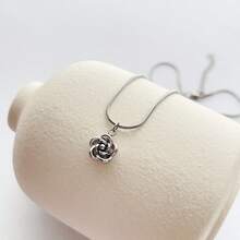 1pc Fashionable Minimalist Sweet Cute Rose Flower Stainless Steel Pendant Necklace, Suitable For Daily Wear - Silver - View 1