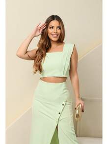 Elegant Tailored Set Consisting Of A Cropped Top And Long Skirt With A Front Slit. - Mint Green - View 2