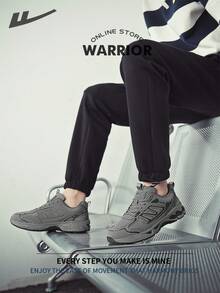 WARRIOR 勇士舒适街头风厚底男鞋，春夏舒适跑步鞋，简约休闲时尚运动鞋，四季皆宜，耐磨耐穿，适合全天穿着的训练鞋。 - 深灰色 - 查看 9