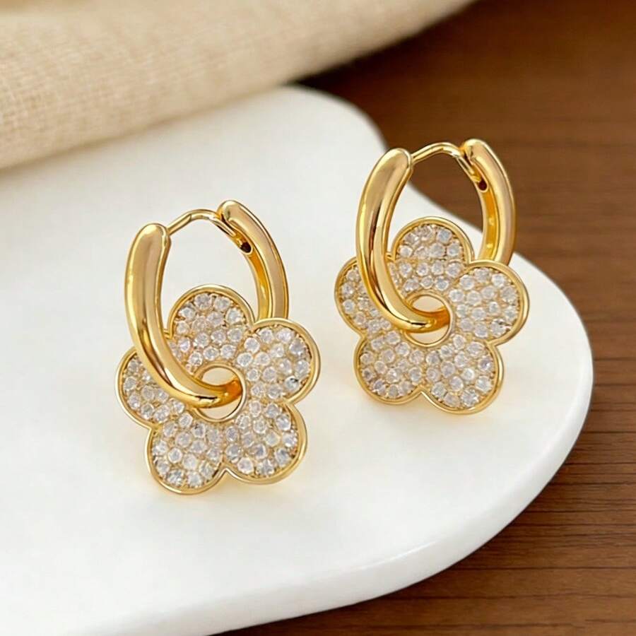 Petite Floral Earrings. Fashionable And Creative Flower Design, Inlaid With Synthetic Zirconia, Shiny And Sparkling Women's Earrings. Fashionable And Cute Ladies' Elegant Earrings. Suitable For Women To Wear In Summer. Birthday Gift For Ladies. - Petal Pendant - View 1