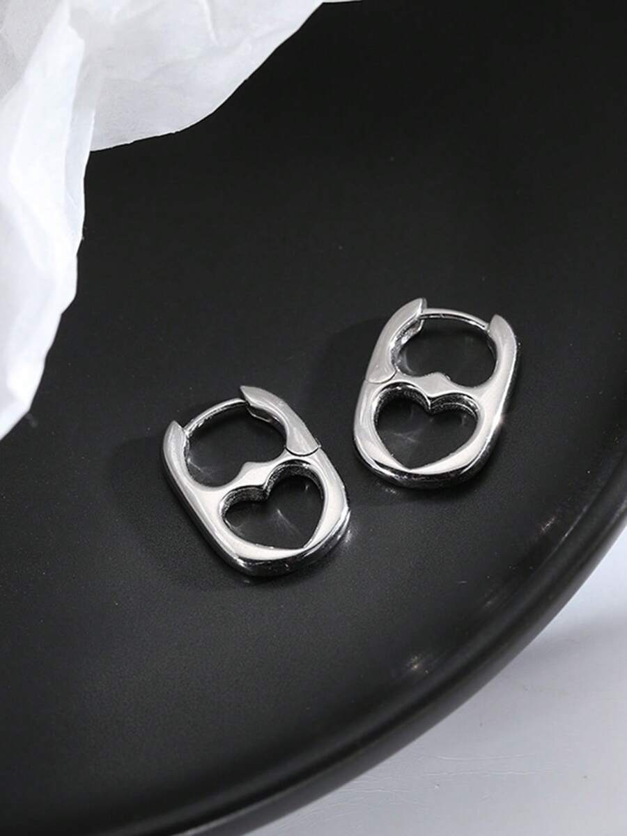1 Pair Hollow Heart Design Earrings, Unique Niche Fashion Minimalist Elegant Earrings For Women, Suitable For Daily, Work, Date, Party - Silver - View 1