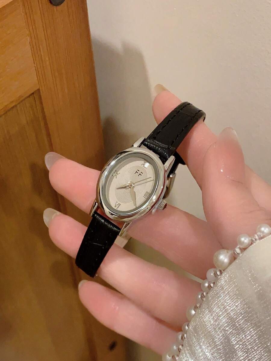 1pc Retro Style Adjustable Strap Quartz Women's Watch Elliptical With Roman Numeral Scale For Compact And Perfect For Daily - Black - View 1