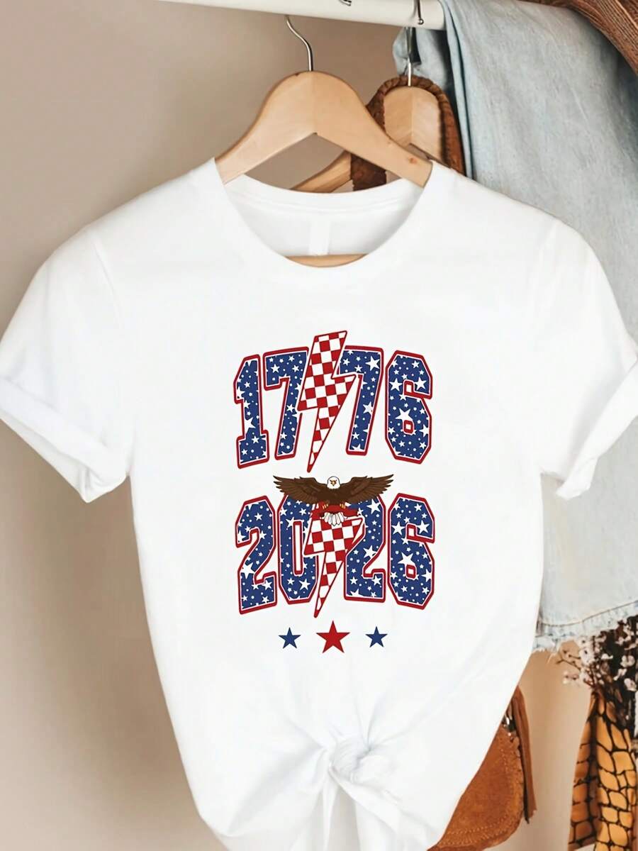 Women's Casual Short-Sleeved T-Shirt With A Round Neck Design Featuring An American Flag Print, Eagle, Stars, And Lightning Bolts. This Loose-Fitting T-Shirt Is Machine Washable And Made Of Non-See-Through Fabric, Perfect For Seasonal Fashion. - 白色 - 查看 1