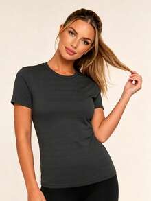 AHTELB Women's Ice Silk Casual Short Sleeve T-Shirt, Thin Breathable Quick-Dry Elastic Short Sleeve Top, Solid Color Slim Fit Sports T-Shirt, Suitable For Daily Yoga, Exercise And Outdoor Running, Gift For Wife, Female Friend, Friend, Wife, Customer, Mother Summer Tops, Gym Clothes Women, Summer Tops, Summer Outfits For Women - Black - View 5