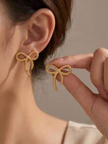 3 Pairs Assorted Gold-Tone Earring Set (Random Styles), Cute Bowknot, Star, Seashell Shaped Earrings, Made Of Stainless Steel, Hypoallergenic, Suitable For Daily Wear, Gifts For Valentine's Day, Birthday, Mother's Day, Thanksgiving, Vacation, Elegant Jewelry Accessories For Women And Girls, Also Suitable For Weddings, Fashionable And Versatile Casual Dress Matching - Gold - View 2