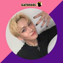 XL O V - Buttons 4.5 Cm - IDOL - KOREAN - K-POP GEEK NERD BROOCH PIN Bottom/Button - Button - Brooch Pin - Buttons - Button - Pin - Button - 23- Single Button - View 1