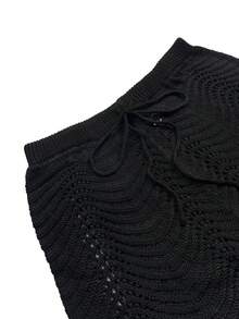 Bộ 2 món áo ngắn tay dệt kim móc rỗng và quần short thường ngày phong cách thời trang Âu Mỹ mùa xuân cho nữ, đi nghỉ mát, đi biển - màu đen - Xem 6