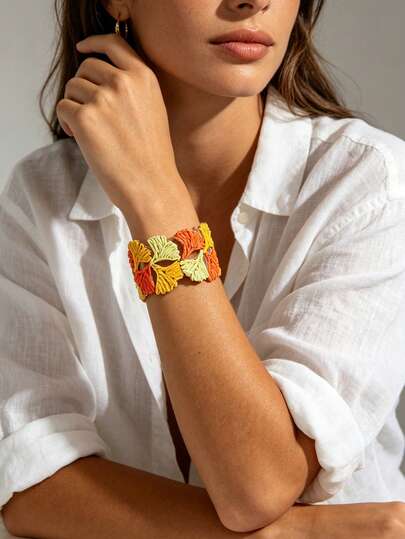 1pc Women's Bohemian Style Ginkgo Leaf Raffia Woven Bracelet, Gold-Tone Open Cuff Bracelet, Dual-Tone Design, Fashionable Summer Holiday Bracelet