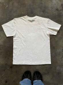Camiseta gráfica para hombre con estampado retro vibrante y eslogan "They Not Like Us" para el mes de Juneteenth 1865. Camiseta cómoda de manga corta y cuello redondo para todas las estaciones. Tallas para hombre S-3. Blusas casuales para dama. - Blanco - Ver 3