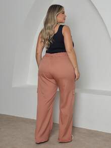 Plus Size Wide-Leg High-Waisted Pants With Cargo Pockets. - 米色 - 查看 2
