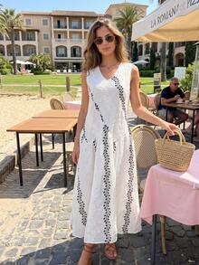 Women's Elegant Embroidered V-Neck Patchwork Sleeveless Dress Vacation Summer - Apricot - View 8
