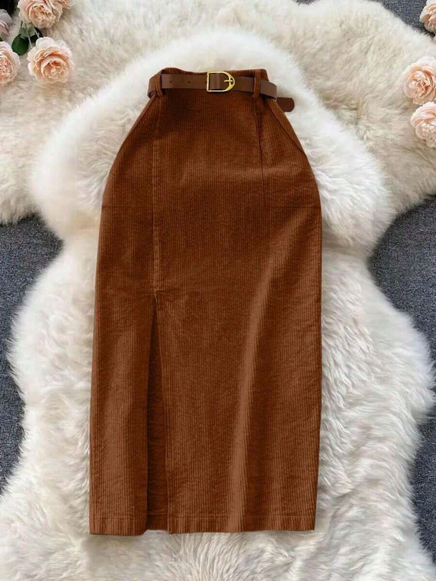 Falda de pana con bolsillos y abertura con cinturón para mujer en color caqui - Marrón Mocha - Ver 1