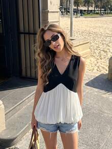 Women's V-Neck Color Block Pleated Casual Versatile Daily Wear Top Black Summer - Black - View 2