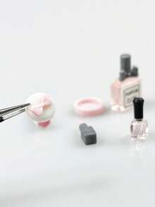 5pcs/Set Dollhouse Miniature Makeup Kit: 1/12 Miniature Lipstick, Perfume, Powder Puff, Nail Polish, Makeup Brush Models For Ob11 (Random Colors For Some Items) - Makeup Set - View 6