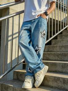 Jeans rectos de pierna ancha con estampado de letras lavados y desgastados para hombres - Azul lavado medio - Ver 4