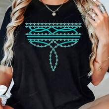 Turquoise Boot Sch Western220g Heavyweight 100% Cotton T-Shirt. Butterfly Print. Unisex Sizing. Round Neck Inspirational T-Shirt. Cute And Beautiful Y2K-Inspired Summer Top, Perfect For The Outdoors, Home, Work, Or Street Wear. Casual, Loose-Fitting Everyday T-Shirt. - 黑色 - 查看 1