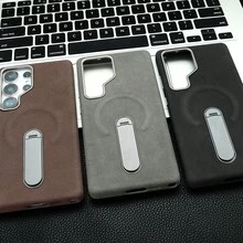 Ốp điện thoại sạc không dây từ tính, chất liệu da sần, giá đỡ ẩn xoay 360 độ, tương thích với Samsung Galaxy S25 Ultra và S24 Ultra. - Màu xám đen - Xem 8