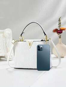 Tas Tangan Wanita Mewah Motif Kulit Ular, Desain Berlapis yang Modis, Dipadukan dengan Perangkat Keras Warna Emas, Tas Bahu/Selempang Multifungsi, Bahan PU, Pilihan Elegan untuk Sehari-hari, Motif Kulit Ular, Tali yang Dapat Dilepas - Putih - View 4