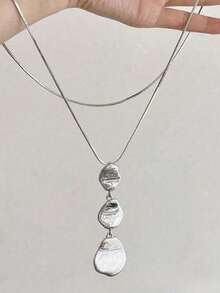 1 pieza Collar colgante de cadena de metal plano minimalista, adecuado para uso diario de mujeres, se puede usar como accesorio de joyería o regalo - Dorado - Ver 2