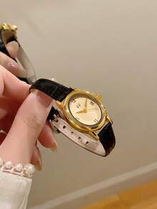 1pc Retro Style Adjustable Strap Quartz Women's Watch Elliptical With Roman Numeral Scale For Compact And Perfect For Daily - Black - View 12