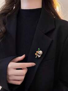 1 PC Creative Persimmon Lucky Panda Brooch, Fully Rhinestone, High-End Exquisite Fashion Anti-Exposure Pin, Clothing Decoration Accessory, Versatile Backpack Pin - Perfect Gift For Halloween, Christmas - Multicolor - View 4
