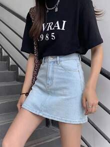 Chân váy ngắn denim cạp cao ôm sát dành cho nữ, xẻ tà hai bên, thích hợp cho mùa hè. - Màu xanh nhạt - Xem 4