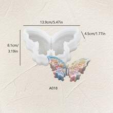 3D Butterfly Candle Mold With Embossed Pattern, Monarch Butterfly Aromatherapy Diffuser DIY Plaster Ornament Silicone Mold - White - View 3