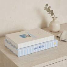 Beautiful Decorative Books - Set Of 2 Boxes Enhance Your Coffee Table, Bookshelf Or Mantel Shelf Decor - Aesthetic Fake/Faux Books For Modern Home Decoration, Photo Storage And As A Keepsake Box - 海岸藍和奶油色 - 查看 10