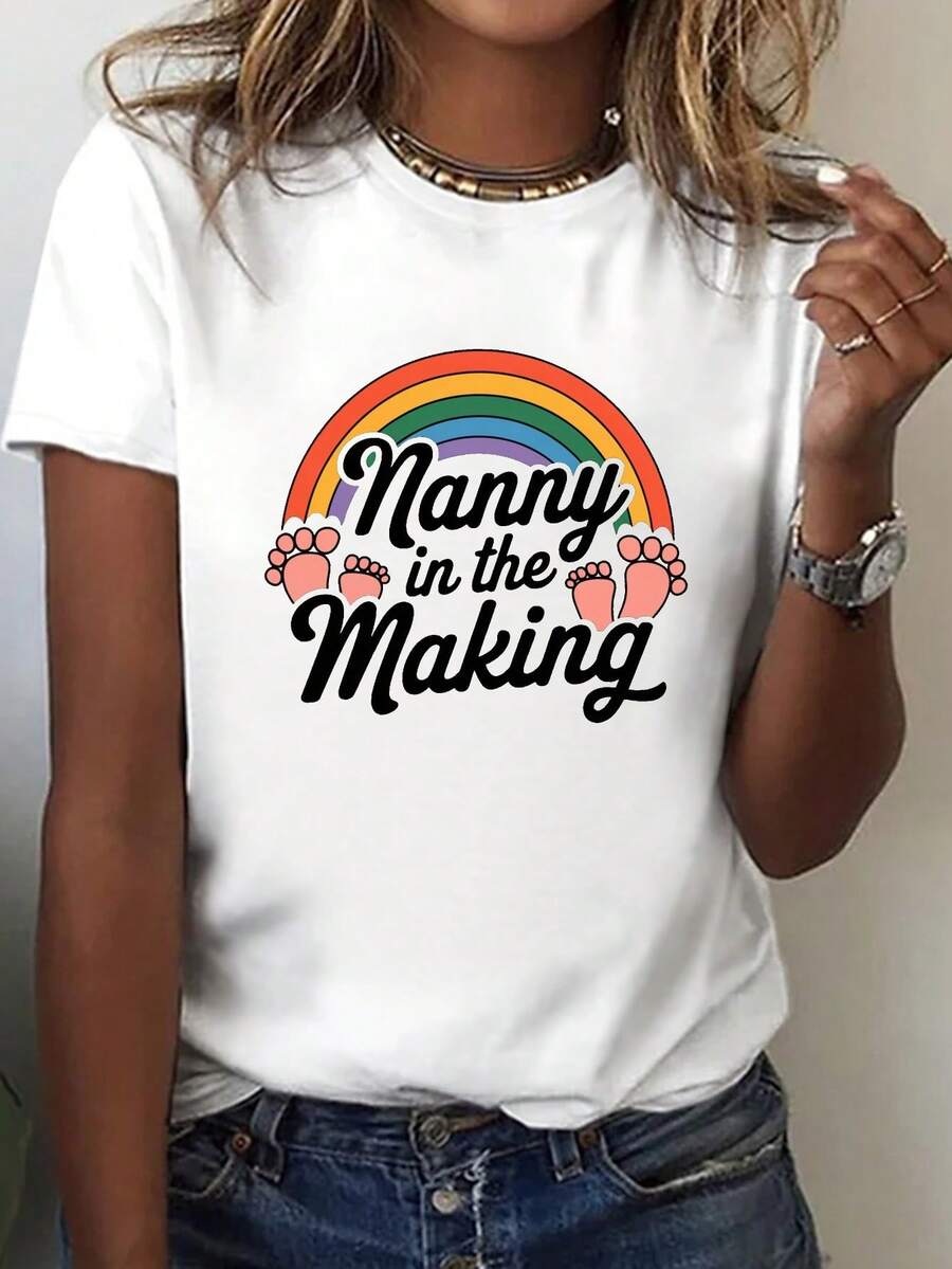 Camiseta de impresión de la niñera del arco iris de las mujeres - cuello de la tripulación de manga corta top casual con niñera-tema, lavable en la máquina adecuado para el verano y la primavera de desgaste, regalo de ropa de maestro para los trajes de guardería