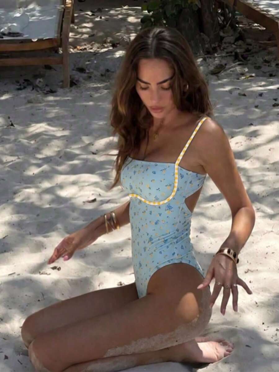 優雅女款性感紅色細肩帶一件式泳衣,適合春夏季海灘、派對與聚會度假 - 彩色 - 查看 1