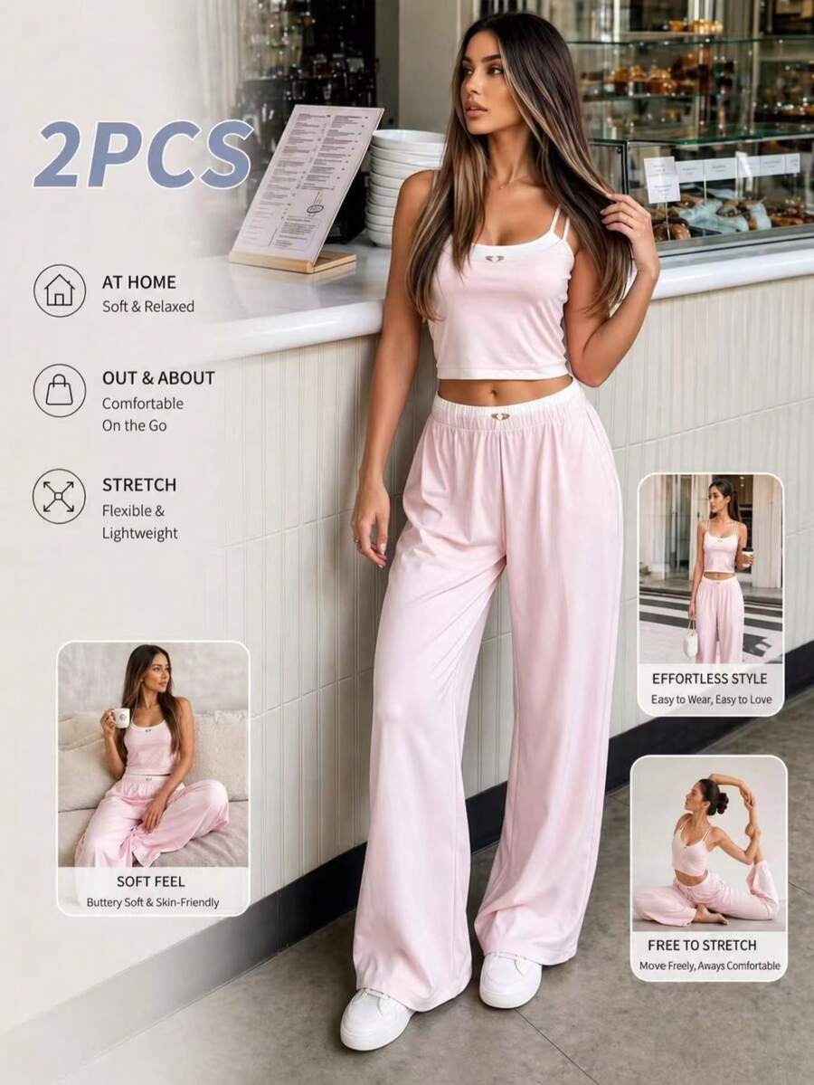 Bộ đồ ngủ nữ 2 món gồm áo hai dây croptop và quần ống đứng cạp chun, kiểu dáng dễ thương.