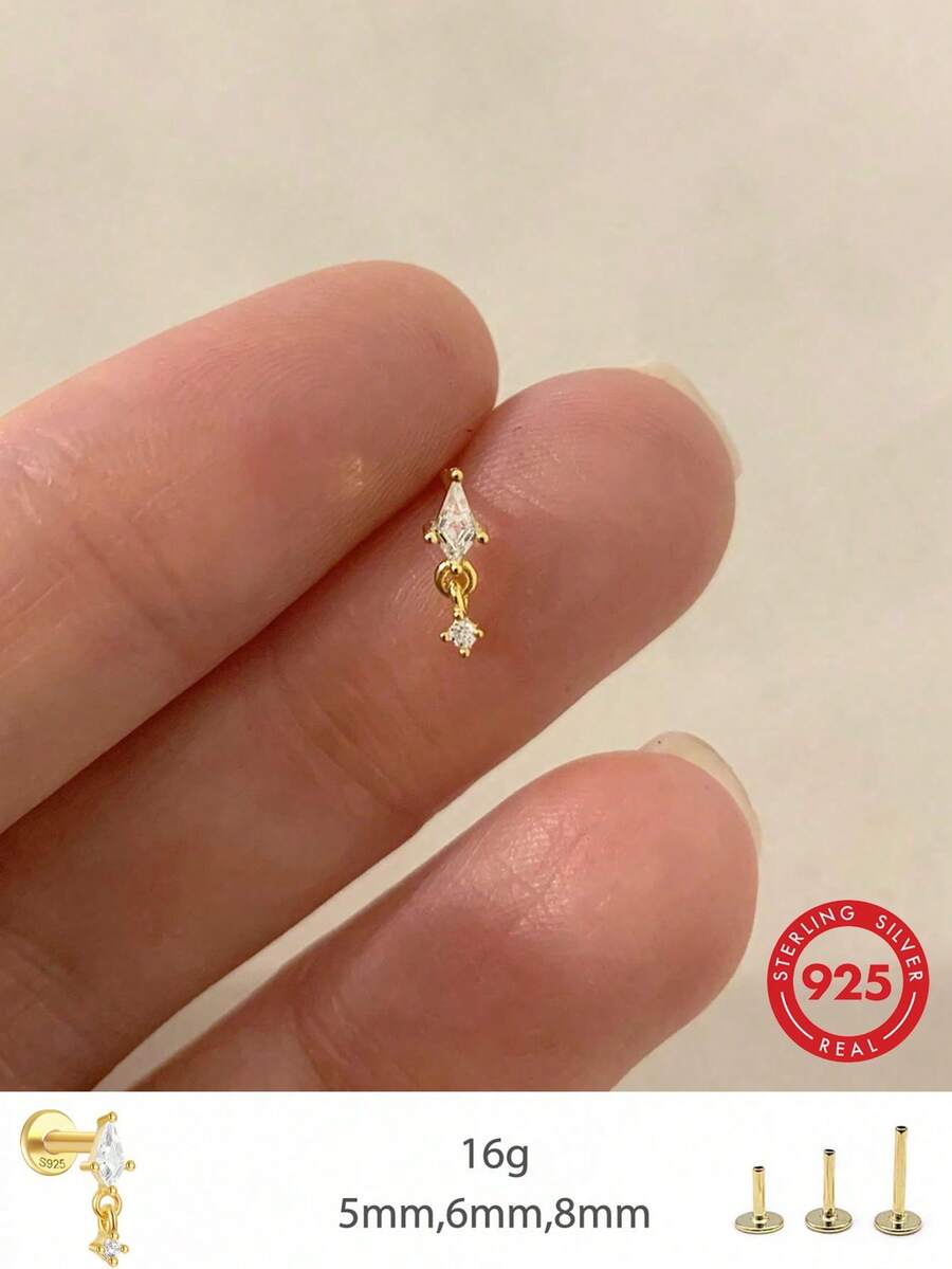 1只925纯银菱形扁平耳骨耳环，尺寸可选5/6/8毫米，适合女性日常佩戴、婚礼、派对、订婚、周年纪念、情人节等场合。