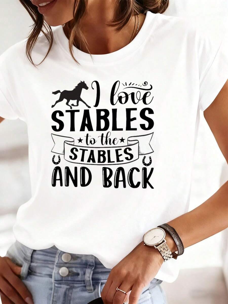 This Women's Love-Themed T-Shirt Features A Crew Neck And A Stylish, Cropped Design. It's Ideal For Workouts And Perfect For The Upcoming Spring And Fall Seasons. Fashionable Printed T-Shirts Are A Stylish Choice. - 白色 - 查看 1